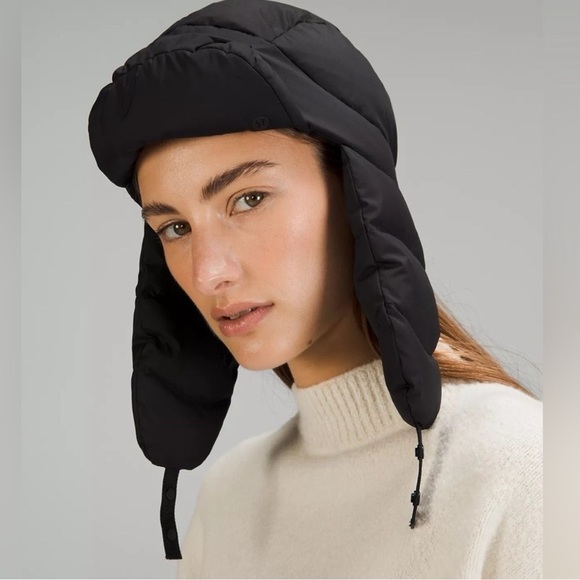 Lululemon Wunder Puff Down Trapper Hat Black XS/S NWT - Picture 2 of 11